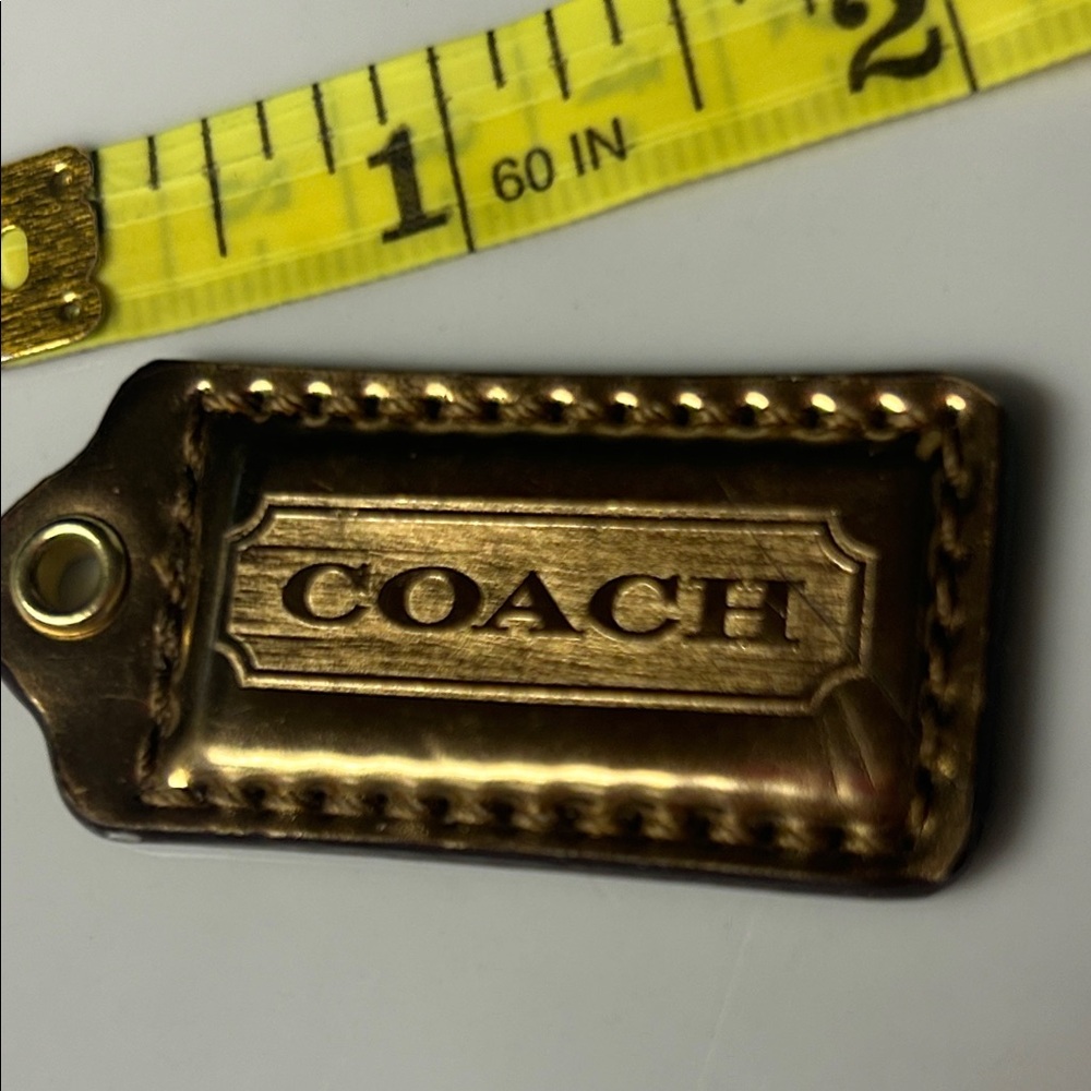 Coach Metallic Gold Hang tag or key holder - Picture 3 of 3